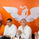 JUAN CARLOS ZERTUCHE DA BIENVENIDA A ROBERTO LEE A REYNOSA