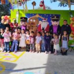 Guardia Estatal de Género lleva festejo navideño a Jardín de Niños